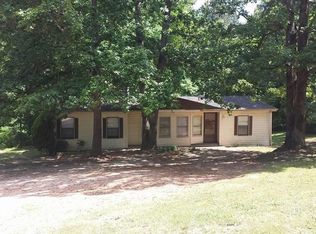 70 Woodfield Rd, Covington, GA 30014