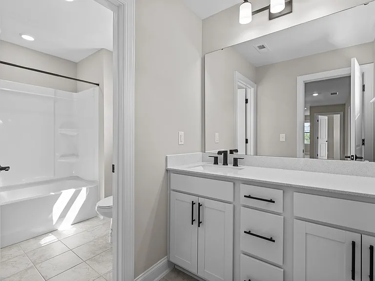 1701 Clydner Dr — Photo 36