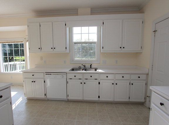5th image of 102 Woodcroft Dr