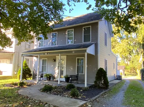 1917 New Holland Pike, Lancaster, PA 17601