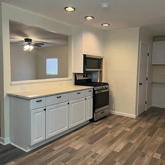 6441 NW Compass Dr — Photo 11