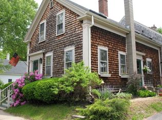 45 Oakland St #A, Newburyport, MA 01950