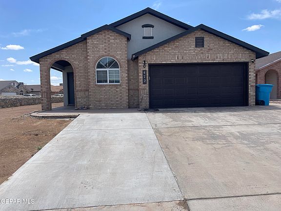 2nd image of 472 Valle Suave Dr