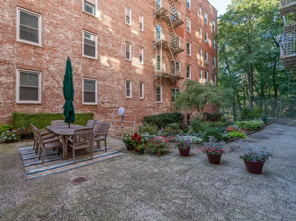 360 Cabrini Boulevard image 13 of 14