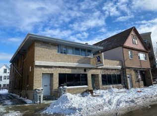 3408 N Port Washington Ave, Milwaukee, WI 53212