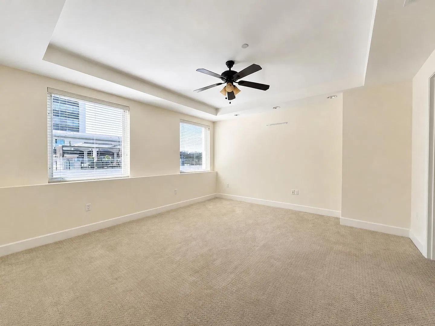 1505 Elm St — Photo 4