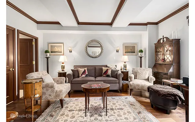 Rented by Douglas Elliman | media 33