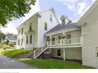 198 Main St, Freeport, ME 04032