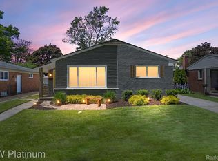 2817 Oliver Rd, Royal Oak, MI 48073