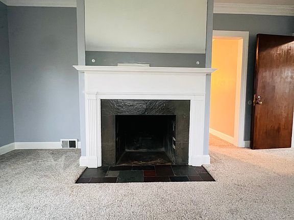 5th image of 40 Orchard Pl #2