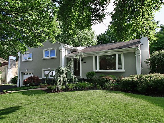 Gorgeous Curb Appeal