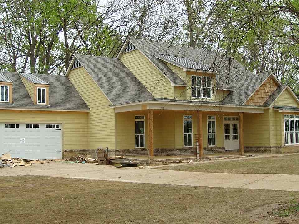 2nd image of 85 Murrell St