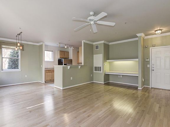 5th image of 9480 Virginia Center Blvd Unit 122