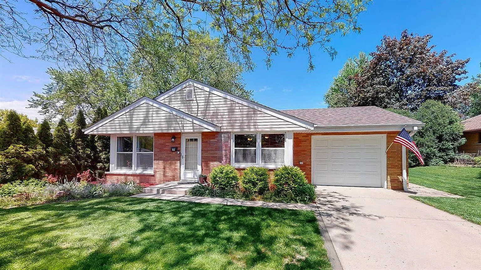 117 Briar Ln photo 1