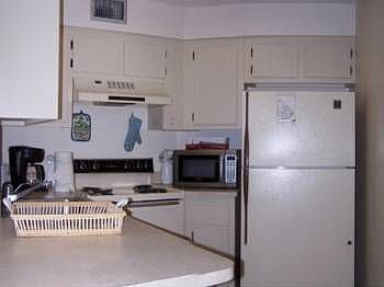 4th image of 3897 Atrium Dr #U2