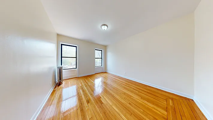 Rented by Bond New York | media 16