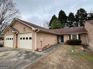 7159 Woodridge Ln, Union City, GA