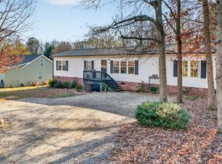 24 Hudson St, Taylors, SC 29687