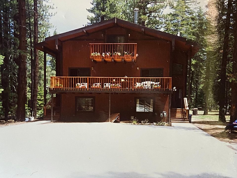 Chalet style home duplex units A & B -B Our family vacation home on the right Rental Unit A 2 Bed 2 Bath plus loft on left
