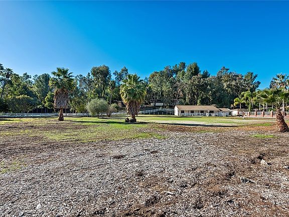 5th image of 5546 Paradise Valley Rd