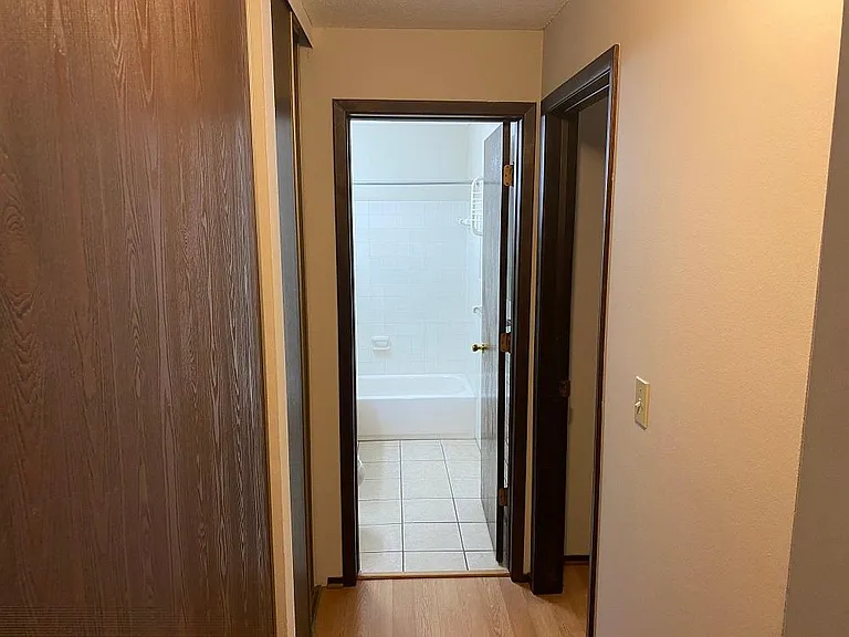 507 Ridgewood — Photo 12
