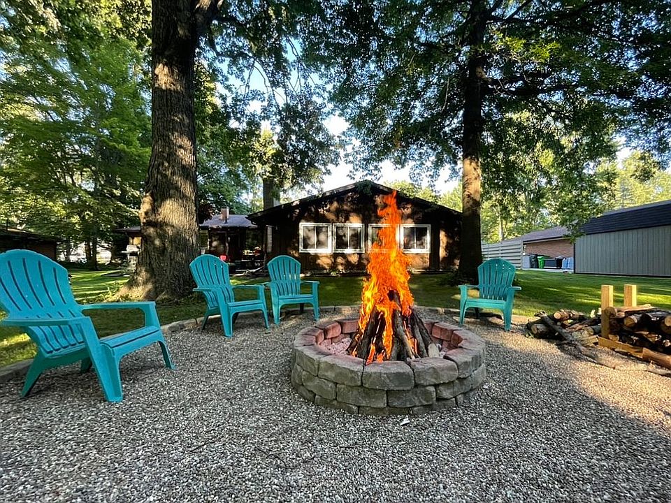 1st image of 7880 Shady Ln