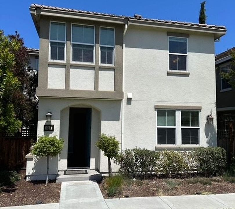1st image of 625 Montage Cir