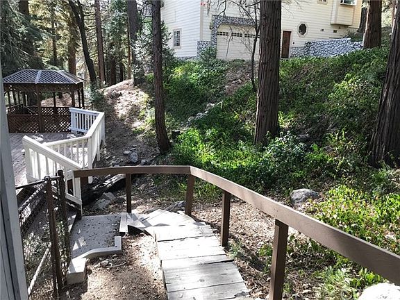 2nd image of 27306 Pinewood Dr