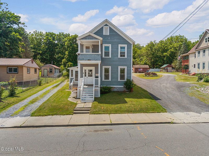 2nd image of 301 S Main Street