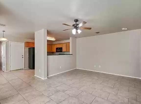 4th image of 1316 Pine Ln