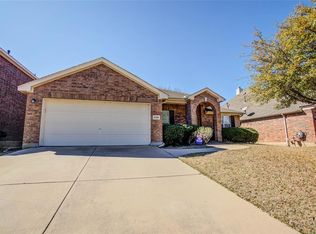 6708 Glade Dr, Arlington, TX 76001