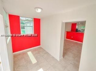 1351 NW 45th St #2, Miami, FL 33142