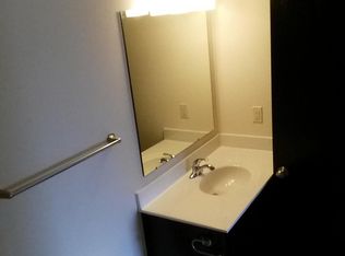 1044 Newton Rd #11, Iowa City, IA 52246