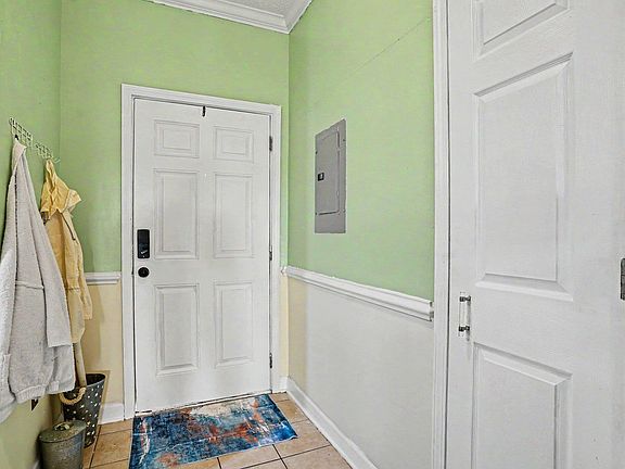 5th image of 600 Heathrow Dr. #1092
