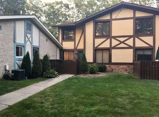 273 Sagamore Hills Dr, Port Jefferson Station, NY 11776