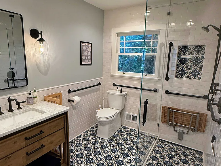 61 Girard Ave — Photo 10