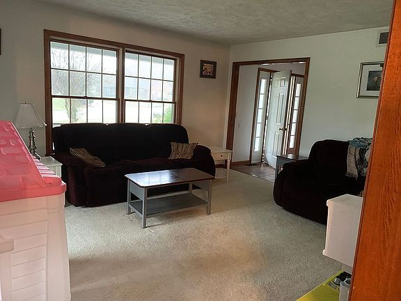 2nd image of 4730 Glen Moor Way