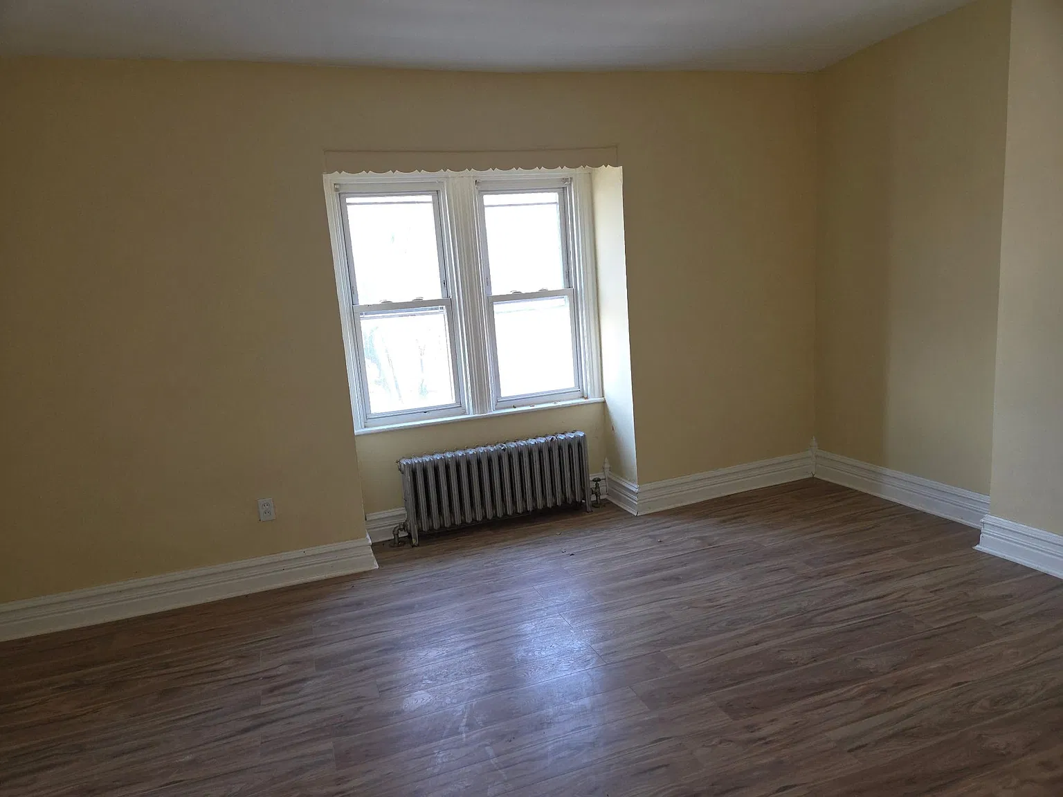 5 bed, 1708 sqft, $2,150 — Photo 4
