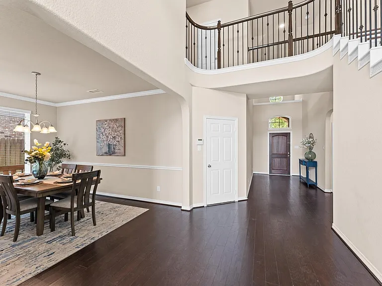 955 Smokethorn Trl — Photo 5