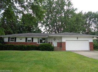 3903 Woodstock Dr, Lorain, OH