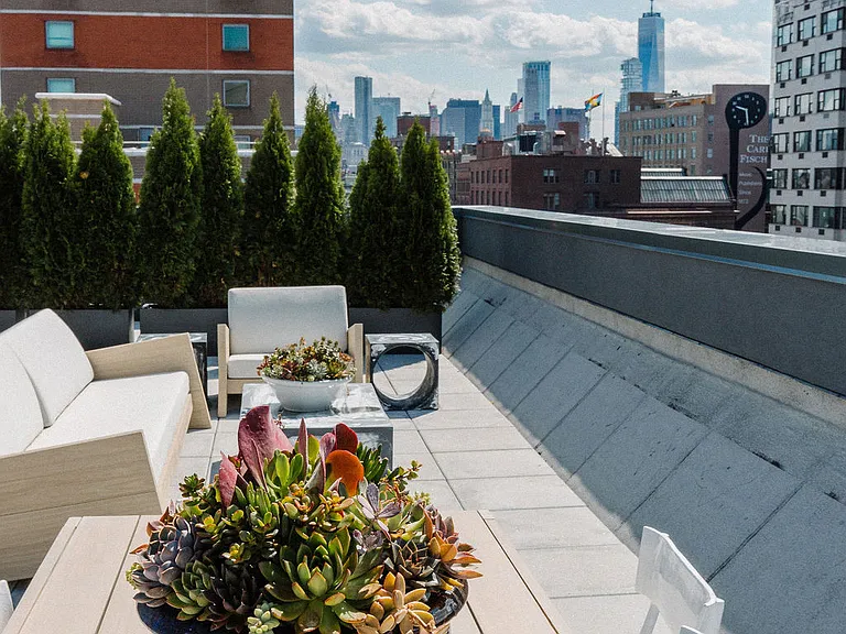 101 E 10th St #8C — Photo 9