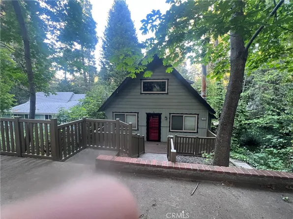 723 S State Highway 138, Crestline, CA 92325