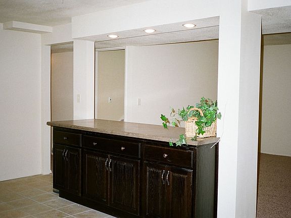 Downstairs Island 