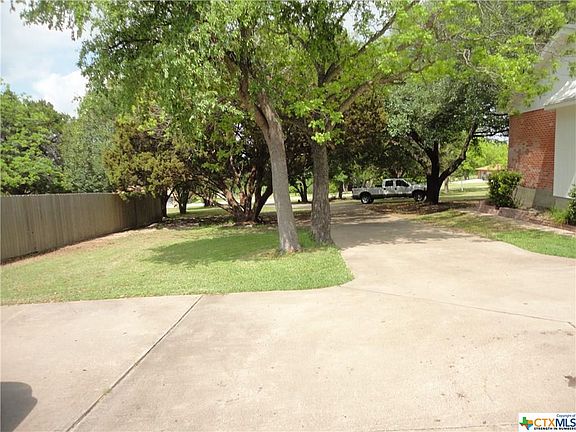 3rd image of 6911 Boutwell Dr