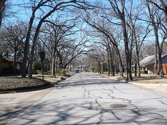 5th image of 125 Mill Creek Dr