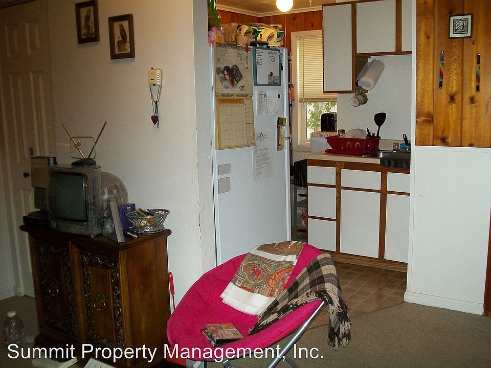 2nd image of 1120 Milton St APT C