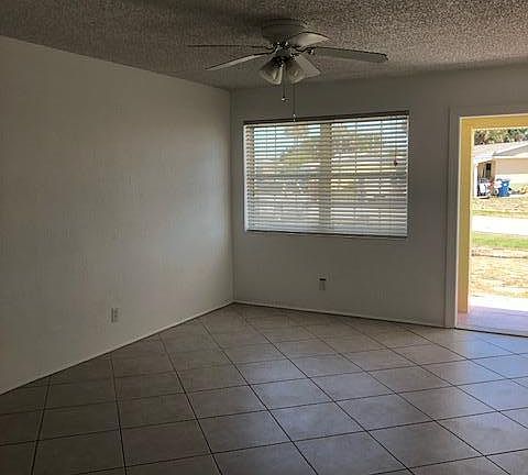 4th image of 23 Seaview Dr