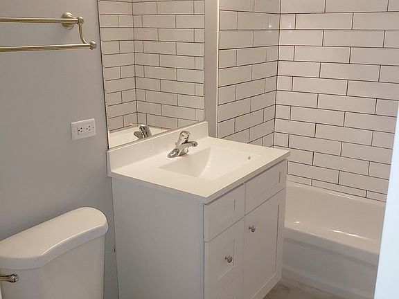 5th image of 315 W Kimbell Ave APT 7