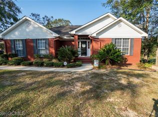 7190 Ching Dairy Loop Rd S, Mobile, AL 36618