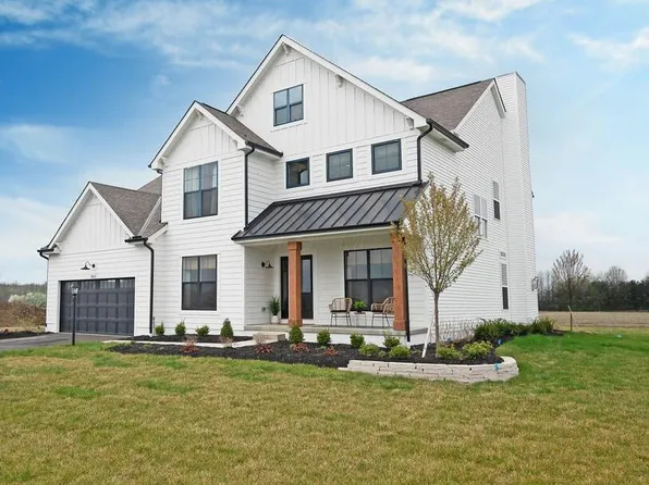 2962 Howard Farms Dr, Delaware, OH 43015